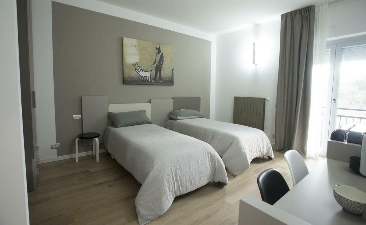 Il Posto Accanto Hotel Авелино Екстериор снимка